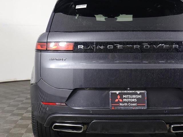 Photo of 2023 Gray Land Rover Range Rover Sport