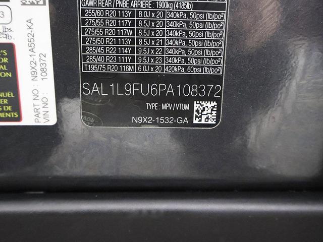 Photo of 2023 Gray Land Rover Range Rover Sport