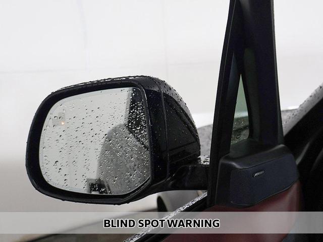 Photo of 2023 Gray Land Rover Range Rover Sport