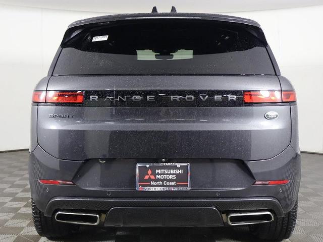 Photo of 2023 Gray Land Rover Range Rover Sport