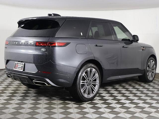 Photo of 2023 Gray Land Rover Range Rover Sport