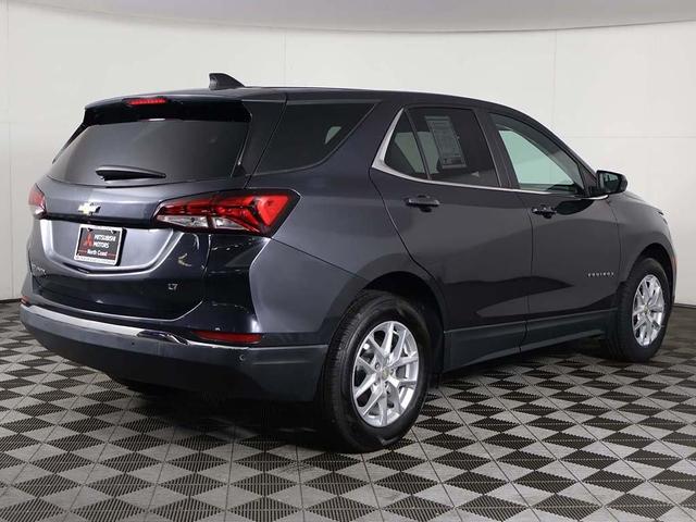 Photo of 2022 Iron Gray Metallic Chevrolet Equinox