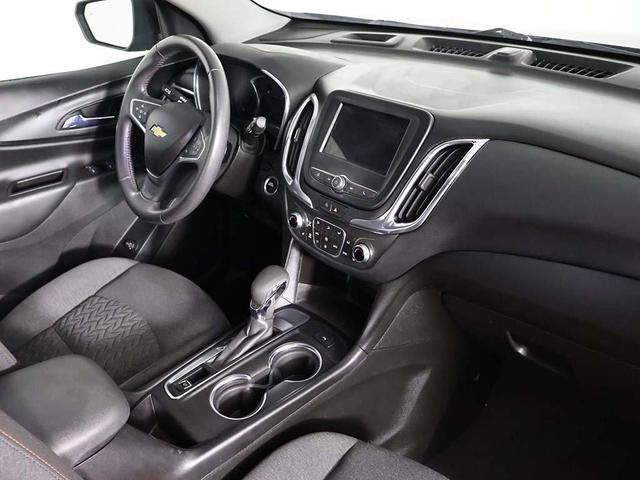 Photo of 2022 Iron Gray Metallic Chevrolet Equinox