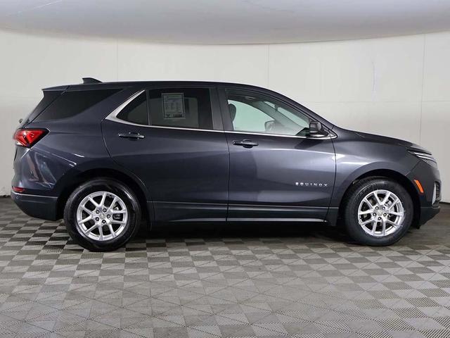 Photo of 2022 Iron Gray Metallic Chevrolet Equinox