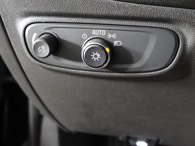 Photo of 2022 Mosaic Black Metallic Chevrolet Equinox