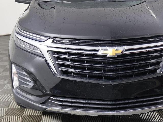 Photo of 2022 Mosaic Black Metallic Chevrolet Equinox