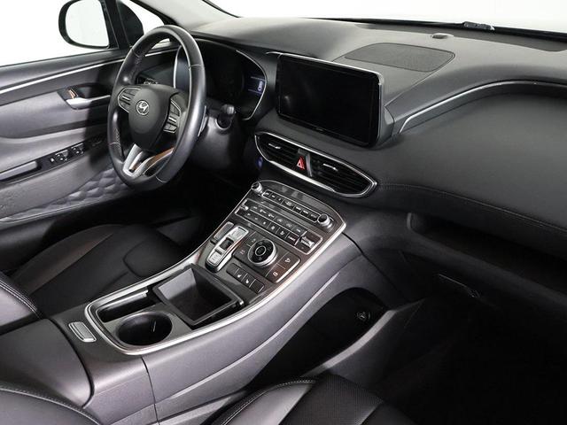 Photo of 2023 Twilight Black Hyundai SANTA FE