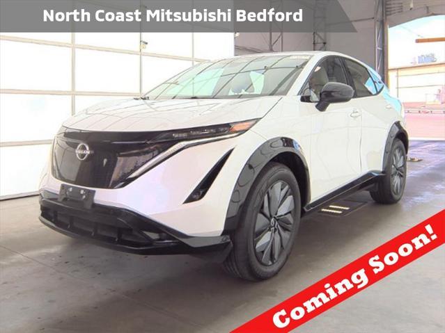 Photo of 2023 Everest White Pearl Tricoat Nissan ARIYA