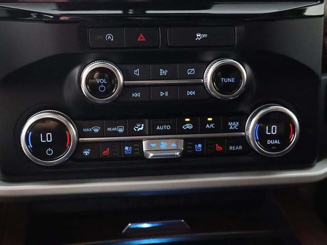 Photo of 2024 Black Metallic Ford Expedition Max