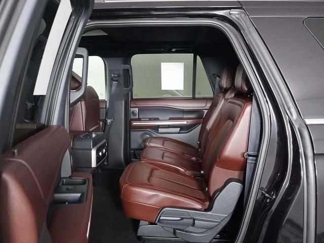 Photo of 2024 Black Metallic Ford Expedition Max