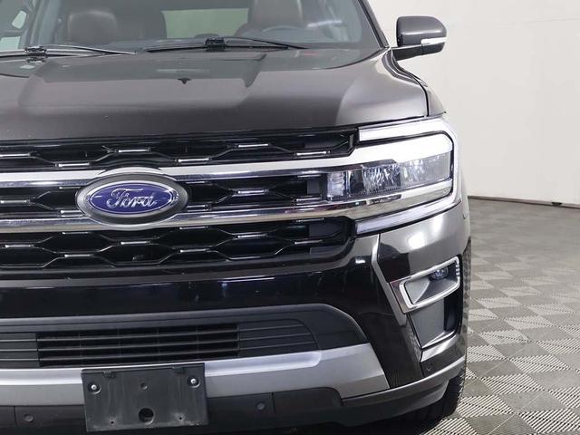 Photo of 2024 Black Metallic Ford Expedition Max