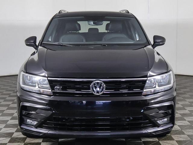 Photo of 2021 Deep Black Volkswagen Tiguan