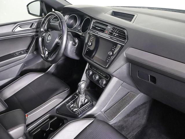 Photo of 2021 Deep Black Volkswagen Tiguan