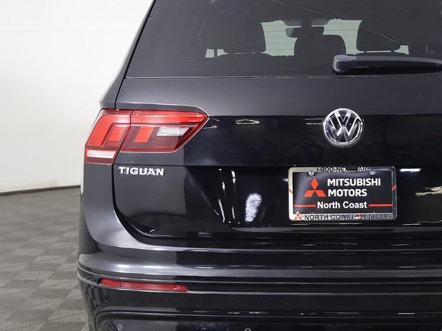 Photo of 2021 Deep Black Volkswagen Tiguan