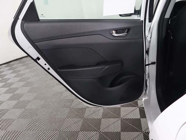 Photo of 2021 Frost White Pearl Hyundai Accent