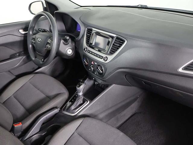 Photo of 2021 Frost White Pearl Hyundai Accent