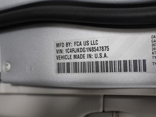 Photo of 2022 Silver Zynith Jeep Grand Cherokee L
