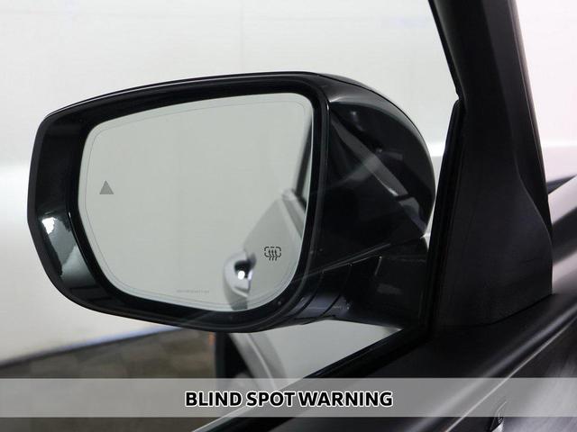 Photo of 2022 Silver Zynith Jeep Grand Cherokee L