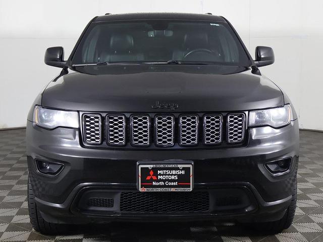 Photo of 2019 Diamond Black Crystal Pearlcoat Jeep Grand Cherokee