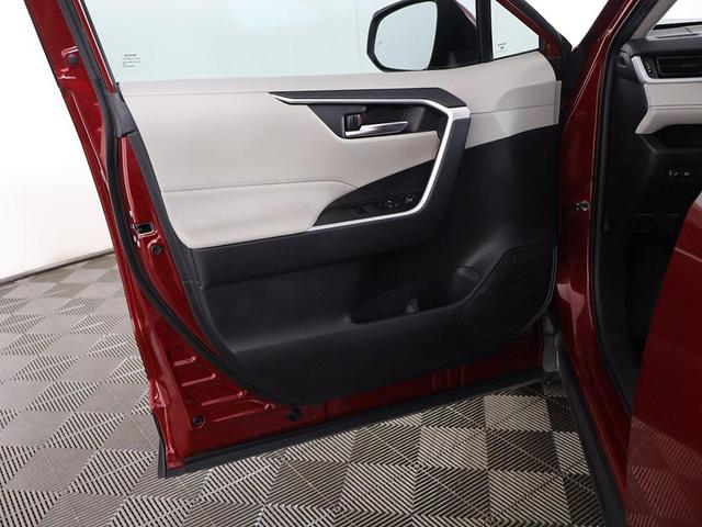 Photo of 2021 Ruby Flare Pearl Toyota RAV4
