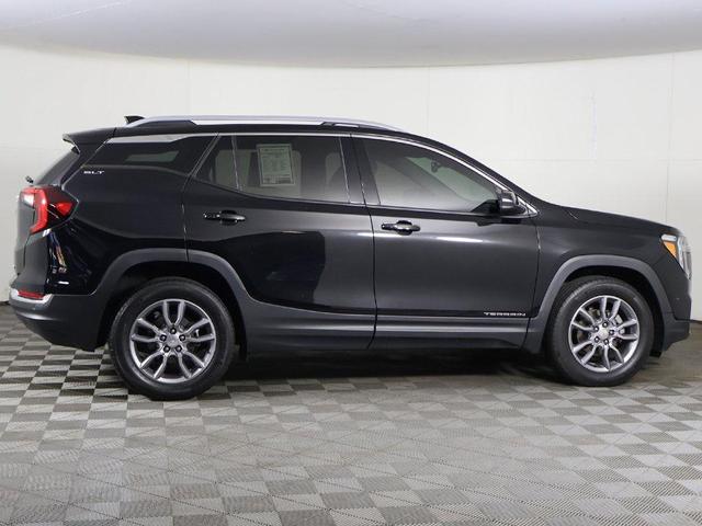 Photo of 2022 Ebony Twilight Metallic GMC Terrain