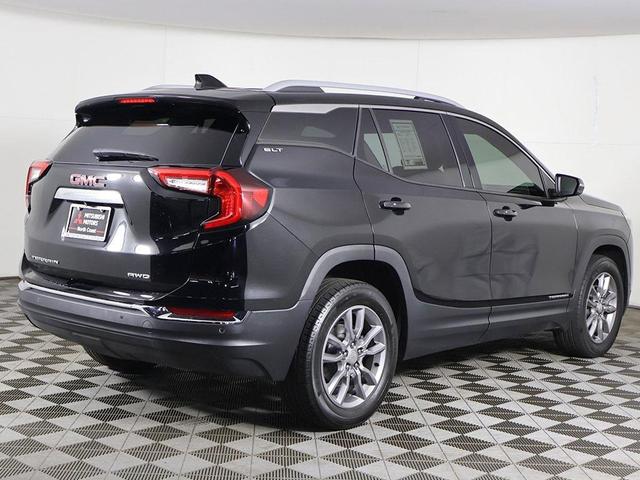 Photo of 2022 Ebony Twilight Metallic GMC Terrain
