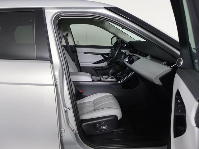 Photo of 2022 Gray Land Rover Range Rover Evoque