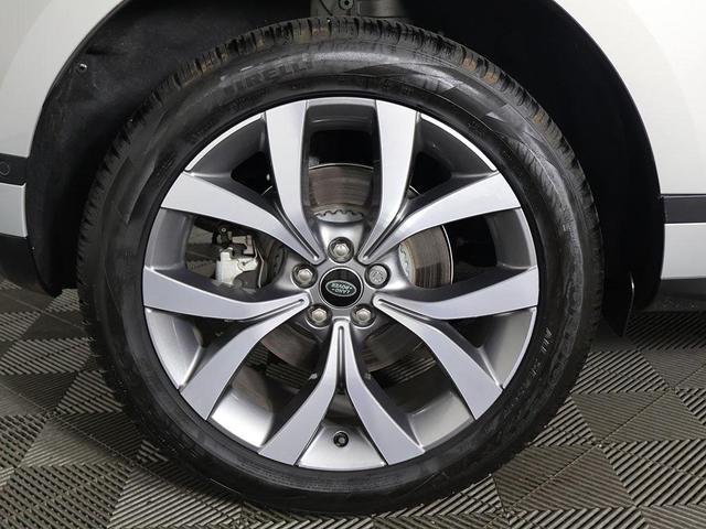 Photo of 2022 Gray Land Rover Range Rover Evoque
