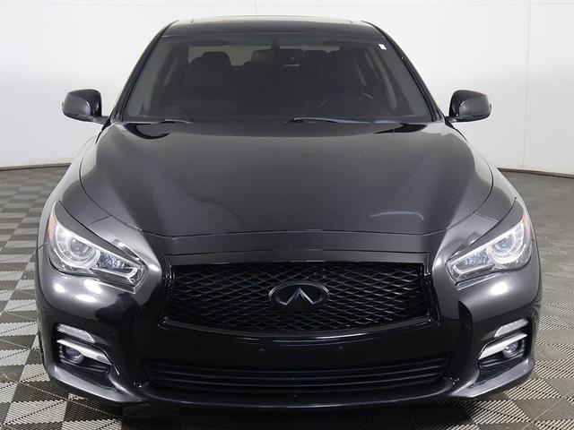 Photo of 2016 Black INFINITI Q50