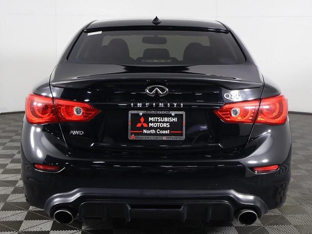Photo of 2016 Black INFINITI Q50