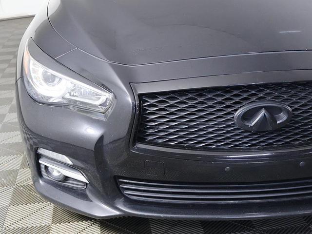 Photo of 2016 Black INFINITI Q50