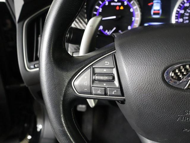 Photo of 2016 Black INFINITI Q50