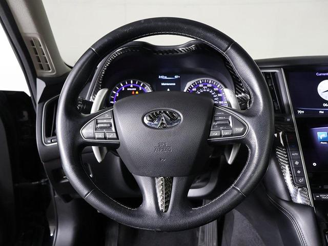 Photo of 2016 Black INFINITI Q50