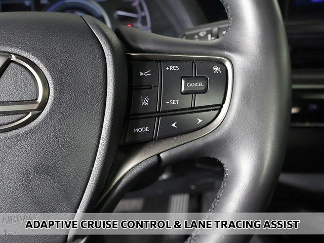 Photo of 2023 Cloudburst Gray Lexus UX 250h