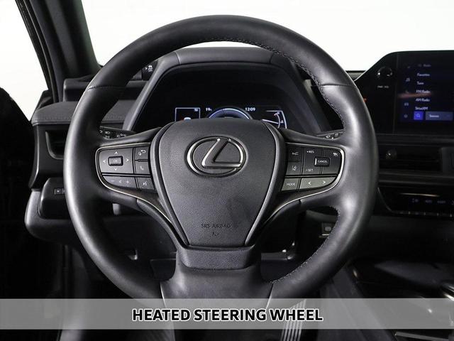 Photo of 2023 Cloudburst Gray Lexus UX 250h