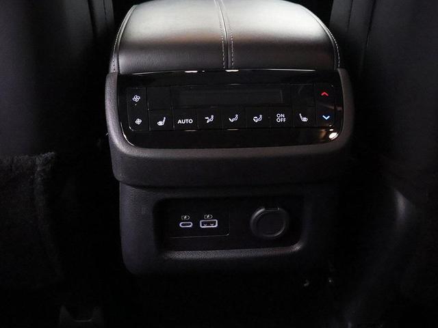 Photo of 2024 Majestic White INFINITI QX60
