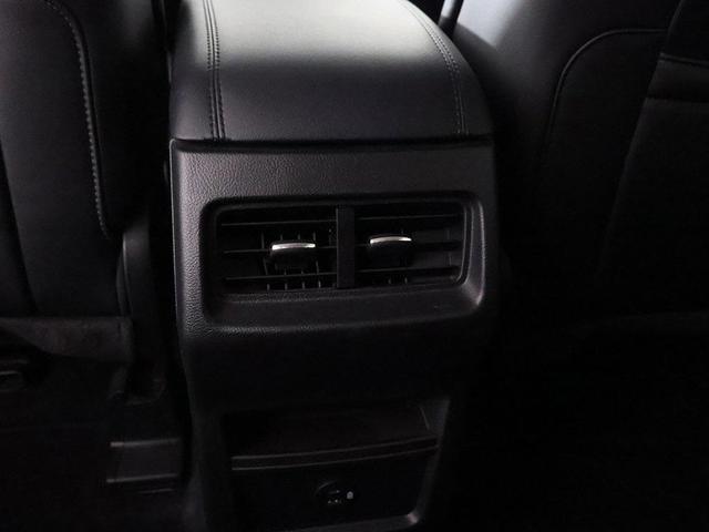 Photo of 2022 Silver Metallic Ford Edge