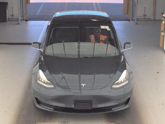 Photo of 2018 Black Tesla Model 3