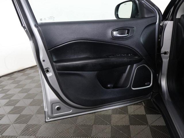 Photo of 2021 Billet Silver Metallic Clearcoat Jeep Compass
