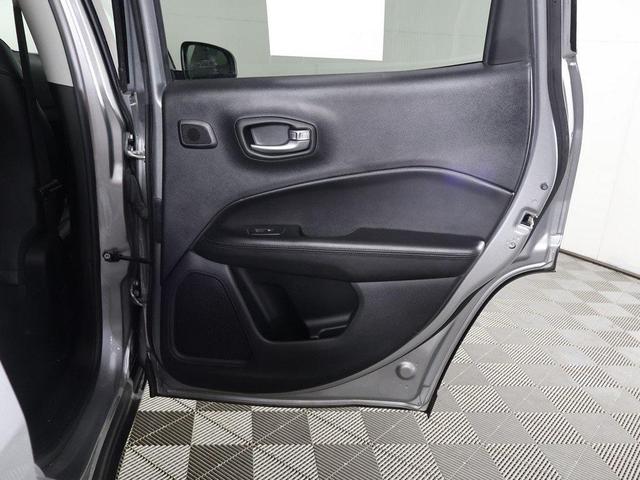 Photo of 2021 Billet Silver Metallic Clearcoat Jeep Compass