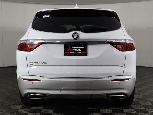 Photo of 2024 Summit White Buick Enclave