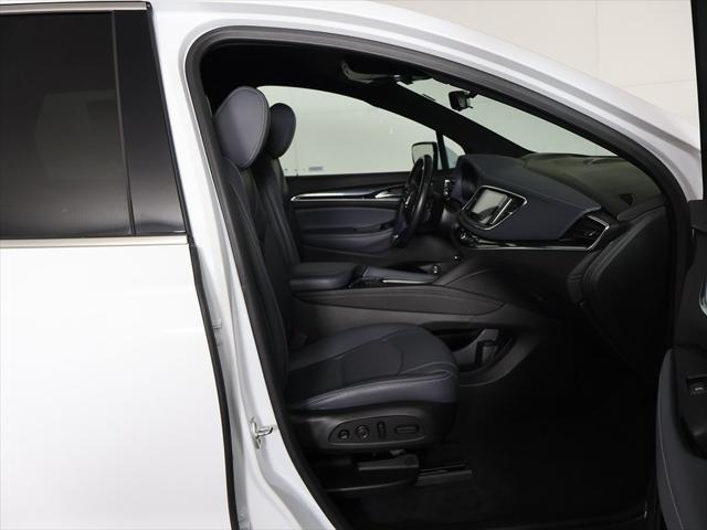 Photo of 2024 Summit White Buick Enclave