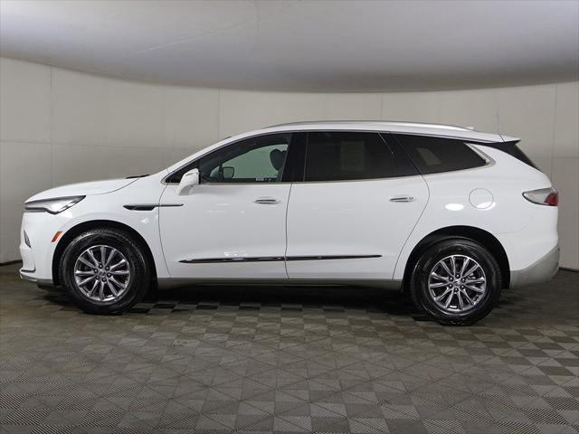 Photo of 2024 Summit White Buick Enclave