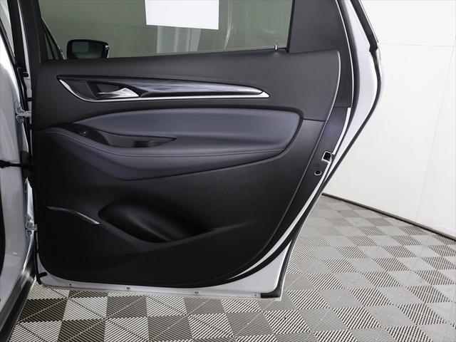 Photo of 2024 Summit White Buick Enclave