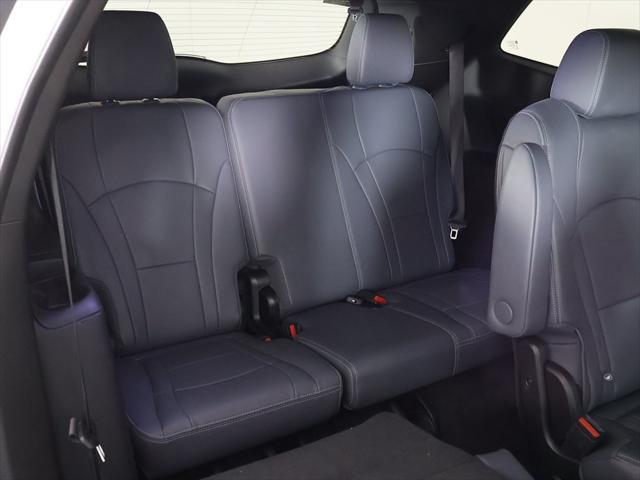 Photo of 2024 Summit White Buick Enclave