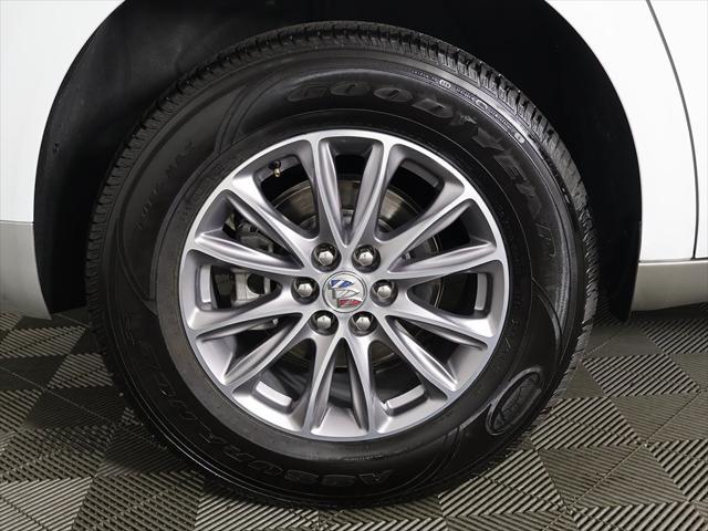 Photo of 2024 Summit White Buick Enclave