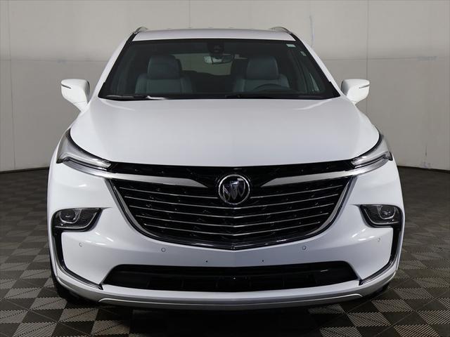 Photo of 2024 Summit White Buick Enclave
