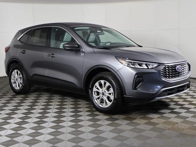Photo of 2024 Carbonized Gray Metallic Ford Escape