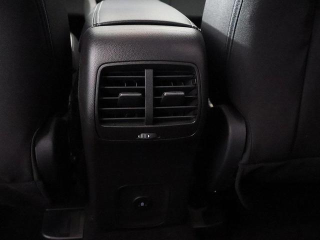 Photo of 2024 Carbonized Gray Metallic Ford Escape