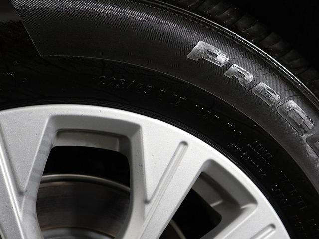 Photo of 2024 Carbonized Gray Metallic Ford Escape